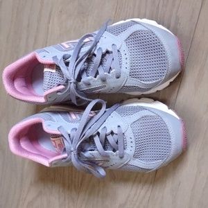 NB 460v2 Tech Ride Response 1.0 sneakers 7.5